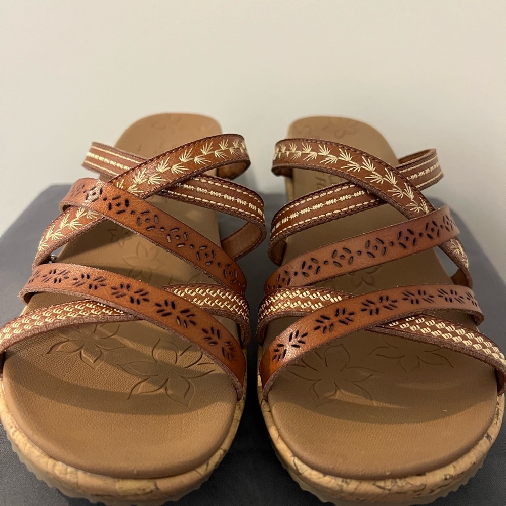 NWT Cali by Skechers Women’s Wedge Sandals;
Style: Tiger Posse; Sz 8; Vegan - Picture 9 of 13